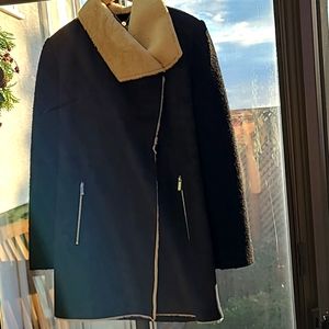 ❤️COAT SALE Calvin Klein black and faux fur jacket